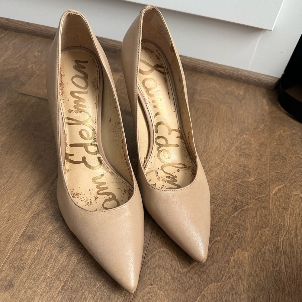 Sam Edelman Beige Pointed Toe Pumps